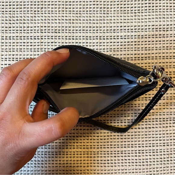 NWT Coach Logo Small Wristlet - Picture 5 of 7
